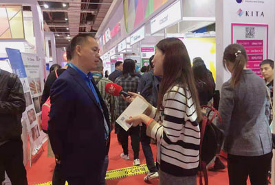 ＂合作、創(chuàng)新、共享＂話進博一一寶開董事長邢志文參觀進博并接受SMG記者采訪