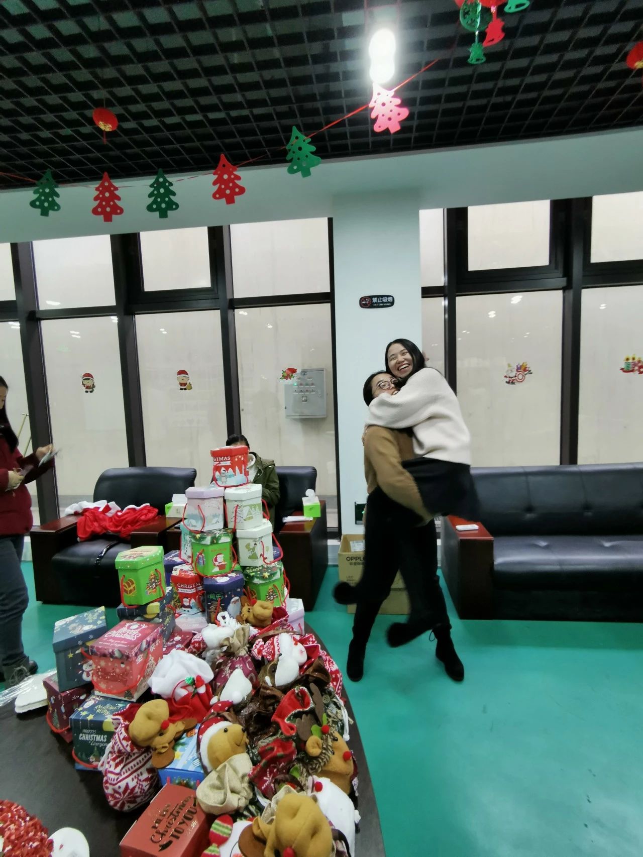 圣誕主題生日趴 | 濃情暖意平安夜，誕愿有你共前行