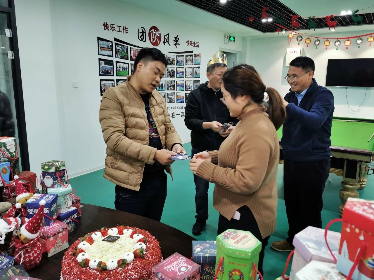 圣誕主題生日趴 | 濃情暖意平安夜，誕愿有你共前行