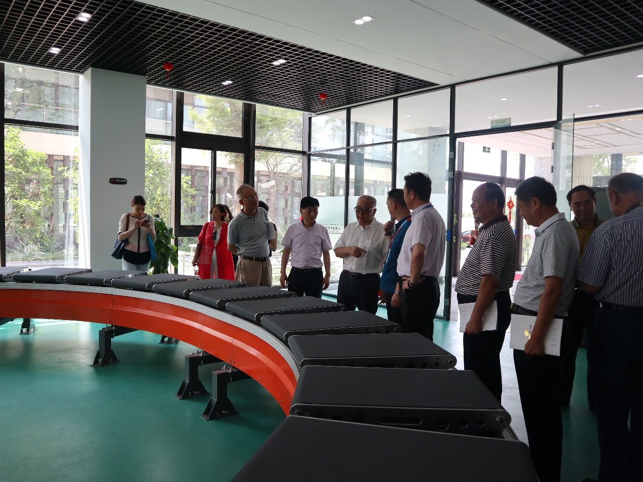 新聞 | 無錫市原政協(xié)領導、吳涇鎮(zhèn)黨委領導一行蒞臨寶開參觀考察