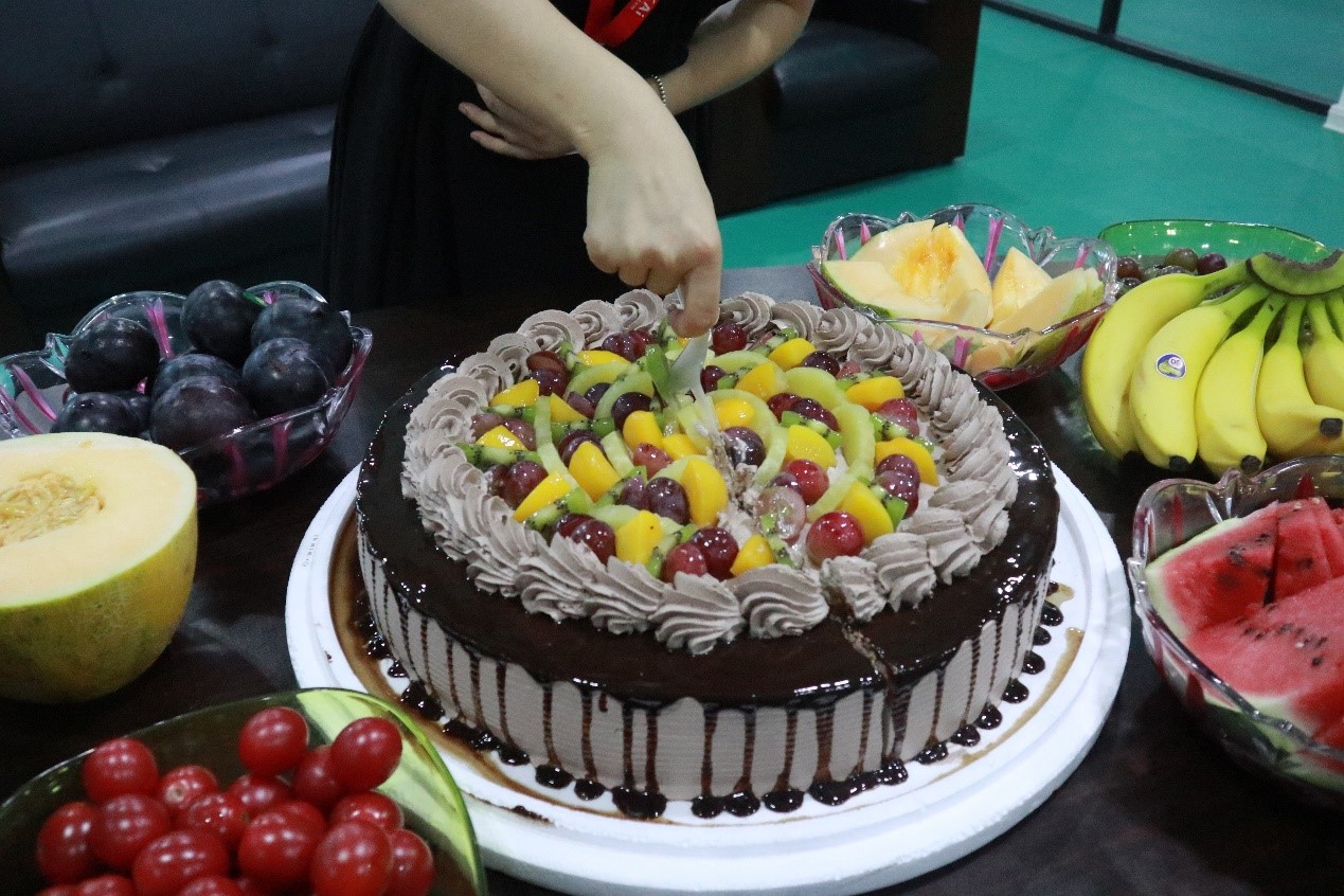 八月未央，歡聚一夏 | 寶開(kāi)集體生日會(huì)：共享歡樂(lè)時(shí)刻