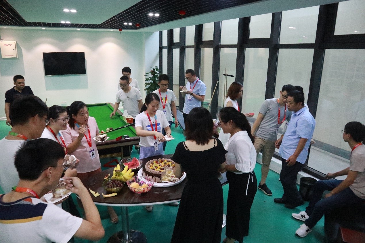 八月未央，歡聚一夏 | 寶開(kāi)集體生日會(huì)：共享歡樂(lè)時(shí)刻