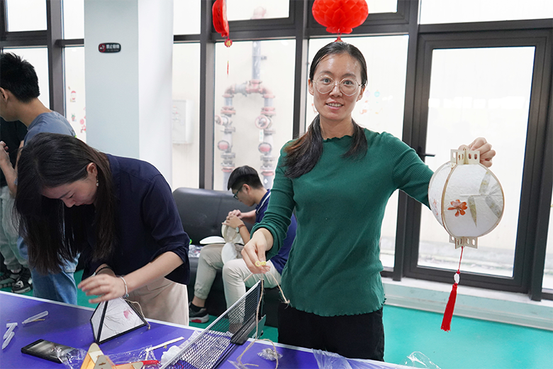 月圓中秋 · 集體慶生 | 溫馨九月，迎佳節(jié)，賀生辰，共團(tuán)圓！