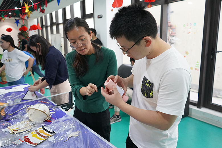 月圓中秋 · 集體慶生 | 溫馨九月，迎佳節(jié)，賀生辰，共團(tuán)圓！